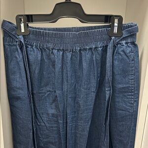 Forever 21 Blue Ankle & Cropped Jeans